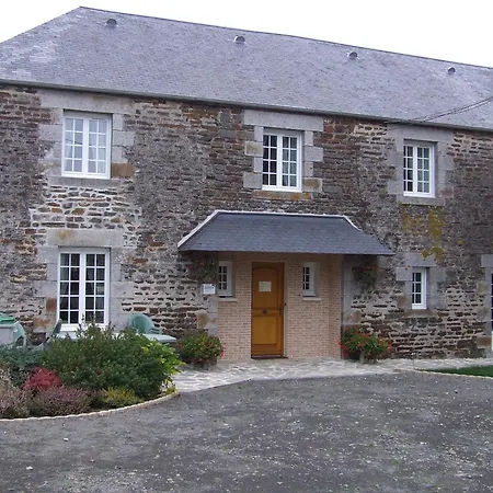 Les Abris De La Tirepied-sur-See