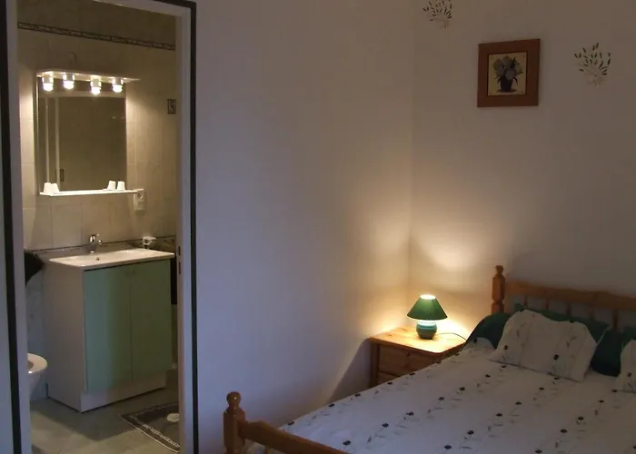 Bed & Breakfast Les Abris De La 3*